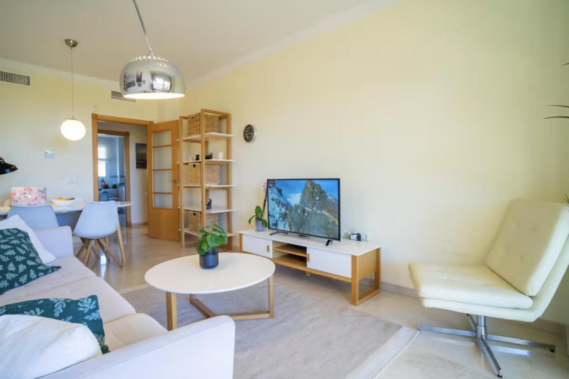 Cyv Nice Apartment W A Pool Close To The Beach ベナルマデナ エクステリア 写真